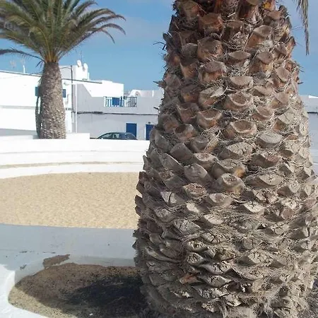 Marzidis Apartment Famara